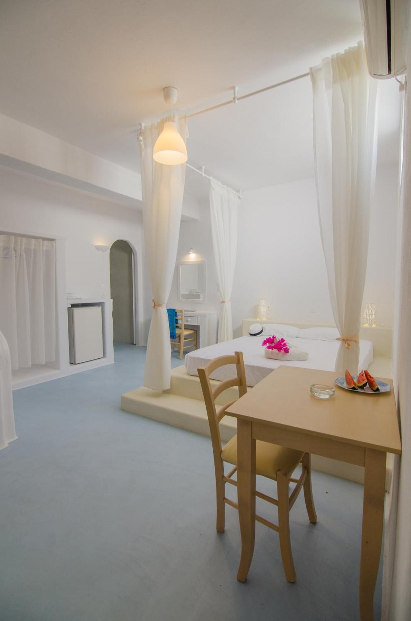 Olga Aparthotel Chora  Room photo